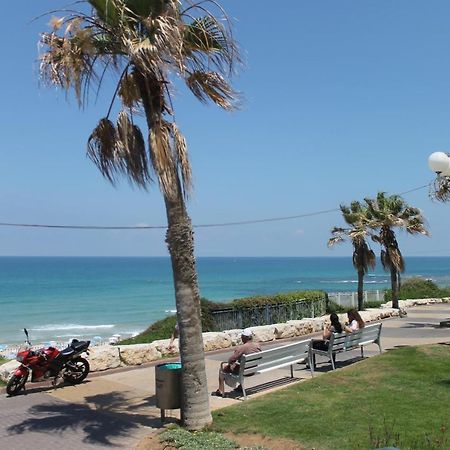 בת ים 1 Herzel Beach Apartment מראה חיצוני תמונה