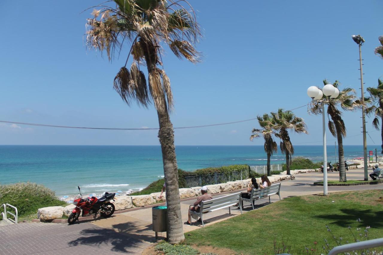 בת ים 1 Herzel Beach Apartment מראה חיצוני תמונה